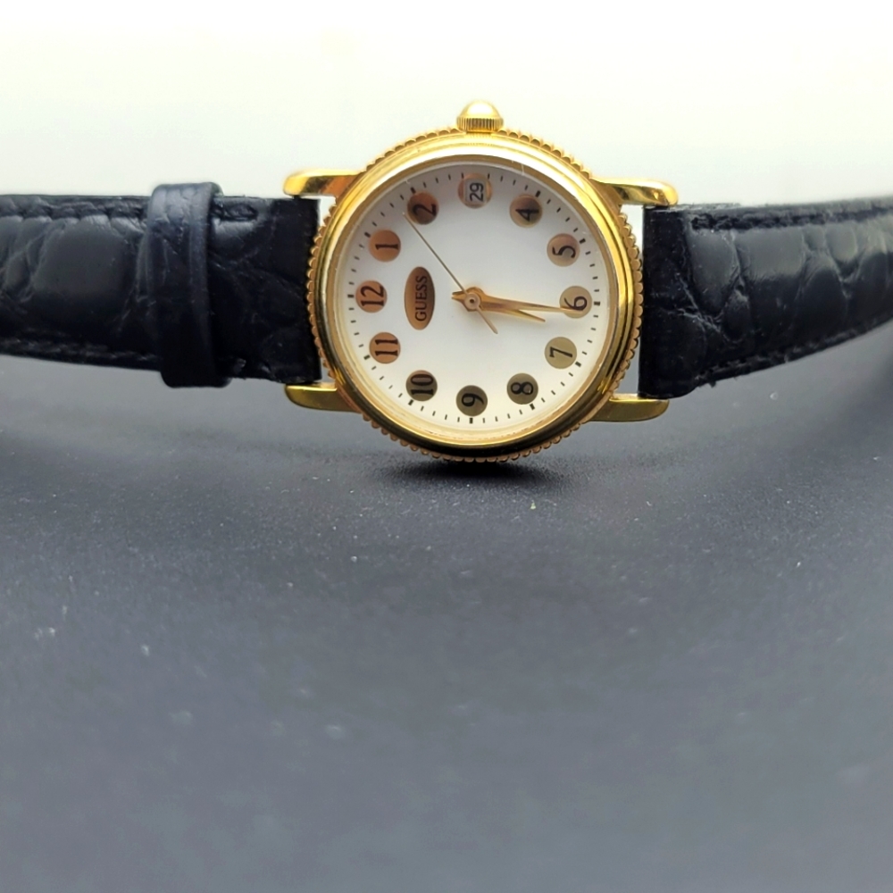 GUESS Watch - Picture 5 of 16